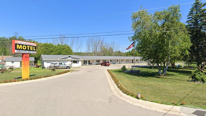 LeDuc's Creekside Motel